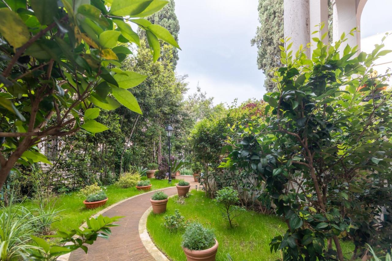 Hotel Garden Rome Buitenkant foto